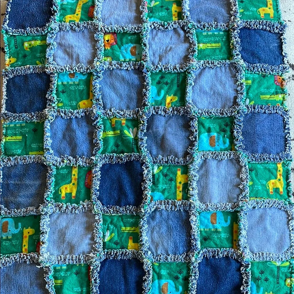 Gorgeous Rag Quilt Patchwork Handmade Baby Blanket Denim 28” x 34”